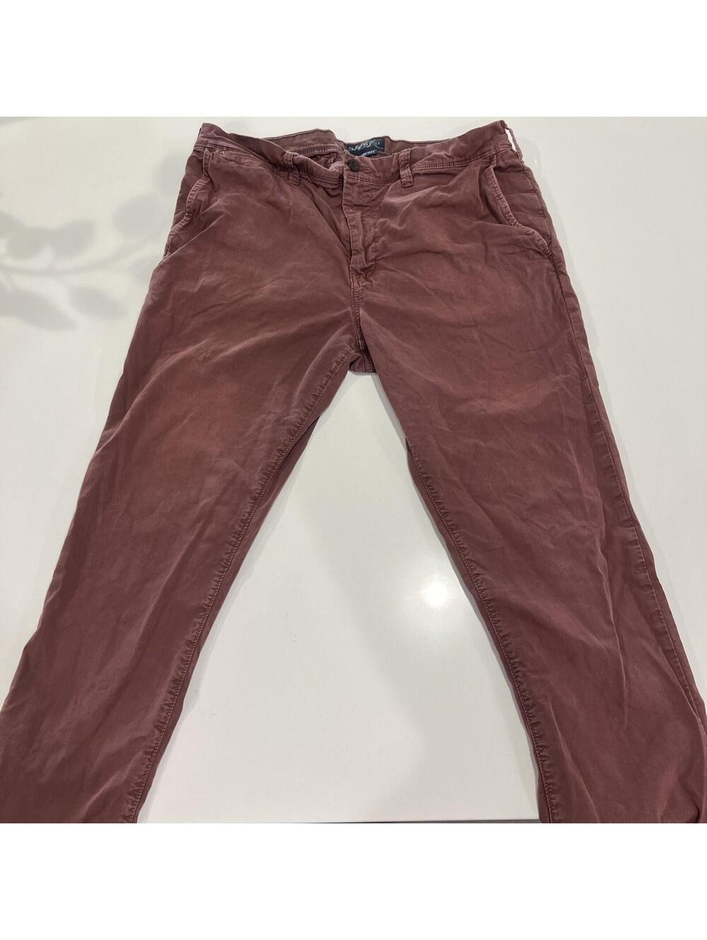 american eagle jeans men 34x30 Extreme Flex Slim Fit Small Rip. See Photos